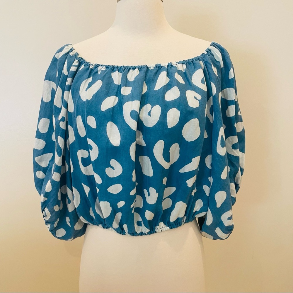 Gillia Azure and Ivory Floral Blouse